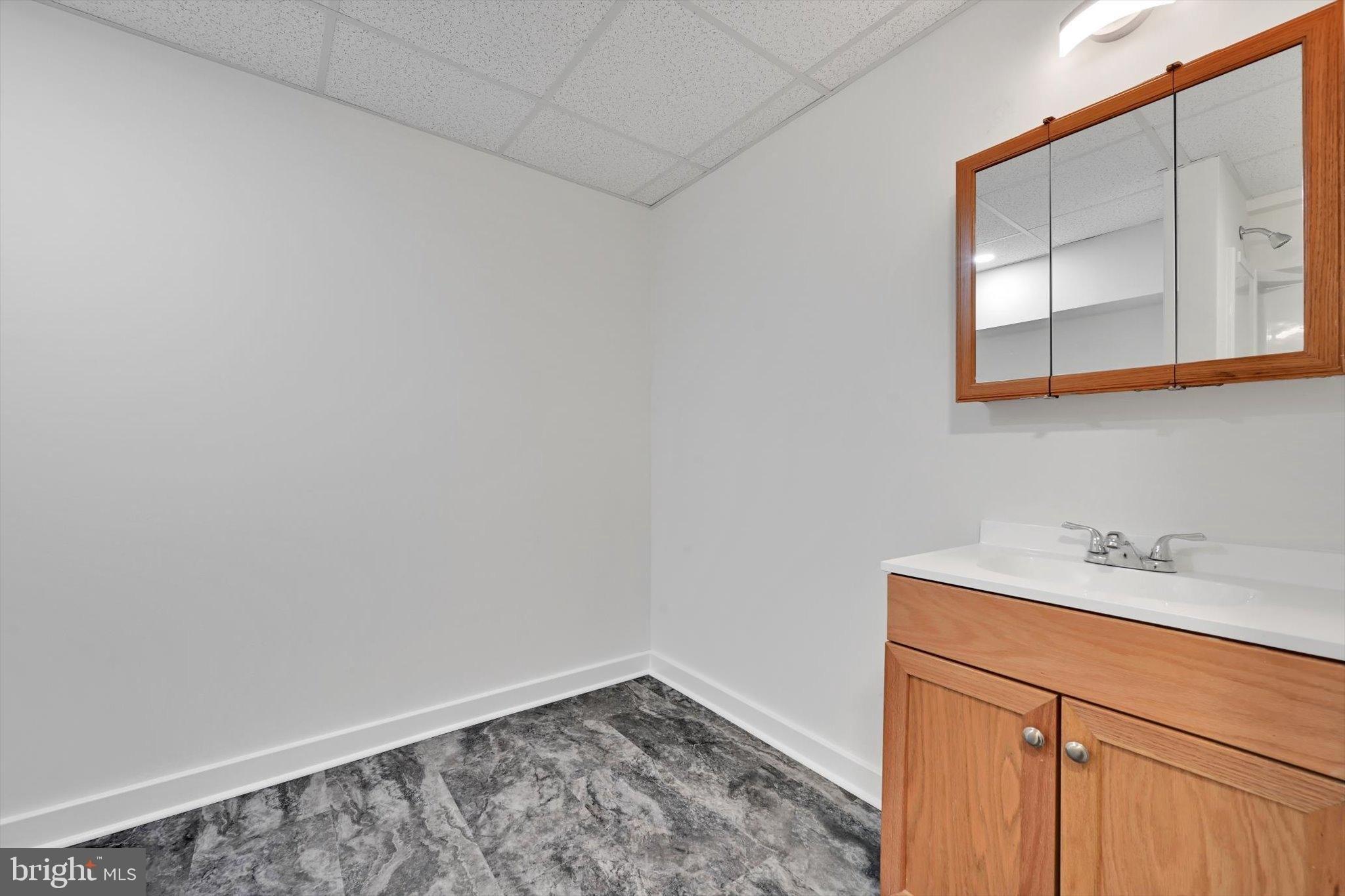 Hill Side Dr, Pine Grove, PA 17963