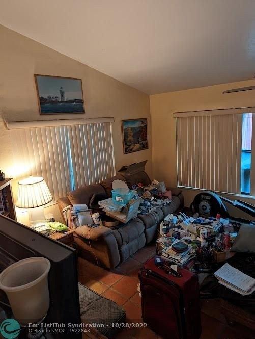 Hayes St, Hollywood, FL 33020