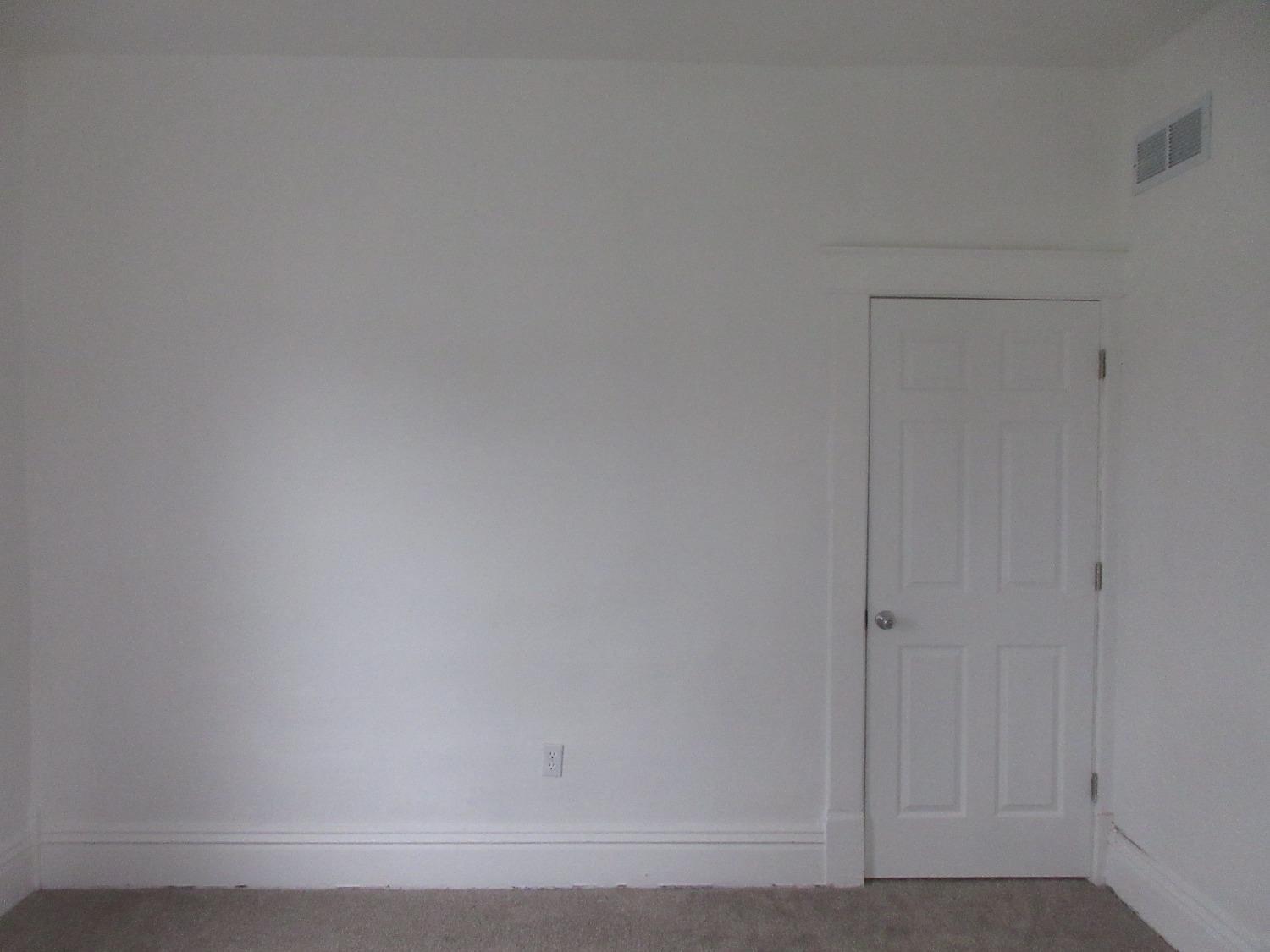 N Walnut St, Osgood, IN 47037