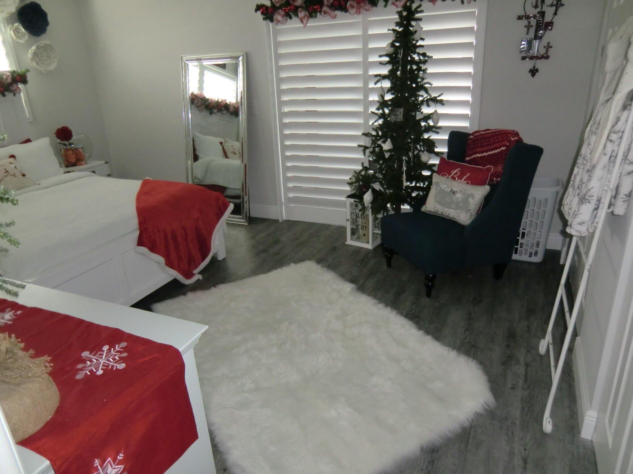 Sheffield F, West Palm Beach, FL 33417