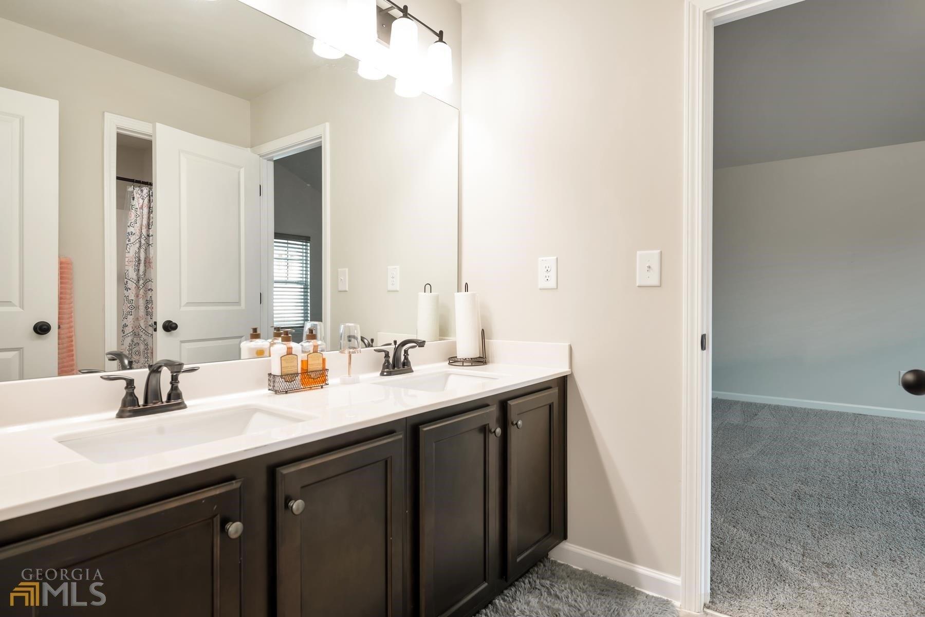 Brookhollow Dr, Douglasville, GA 30135