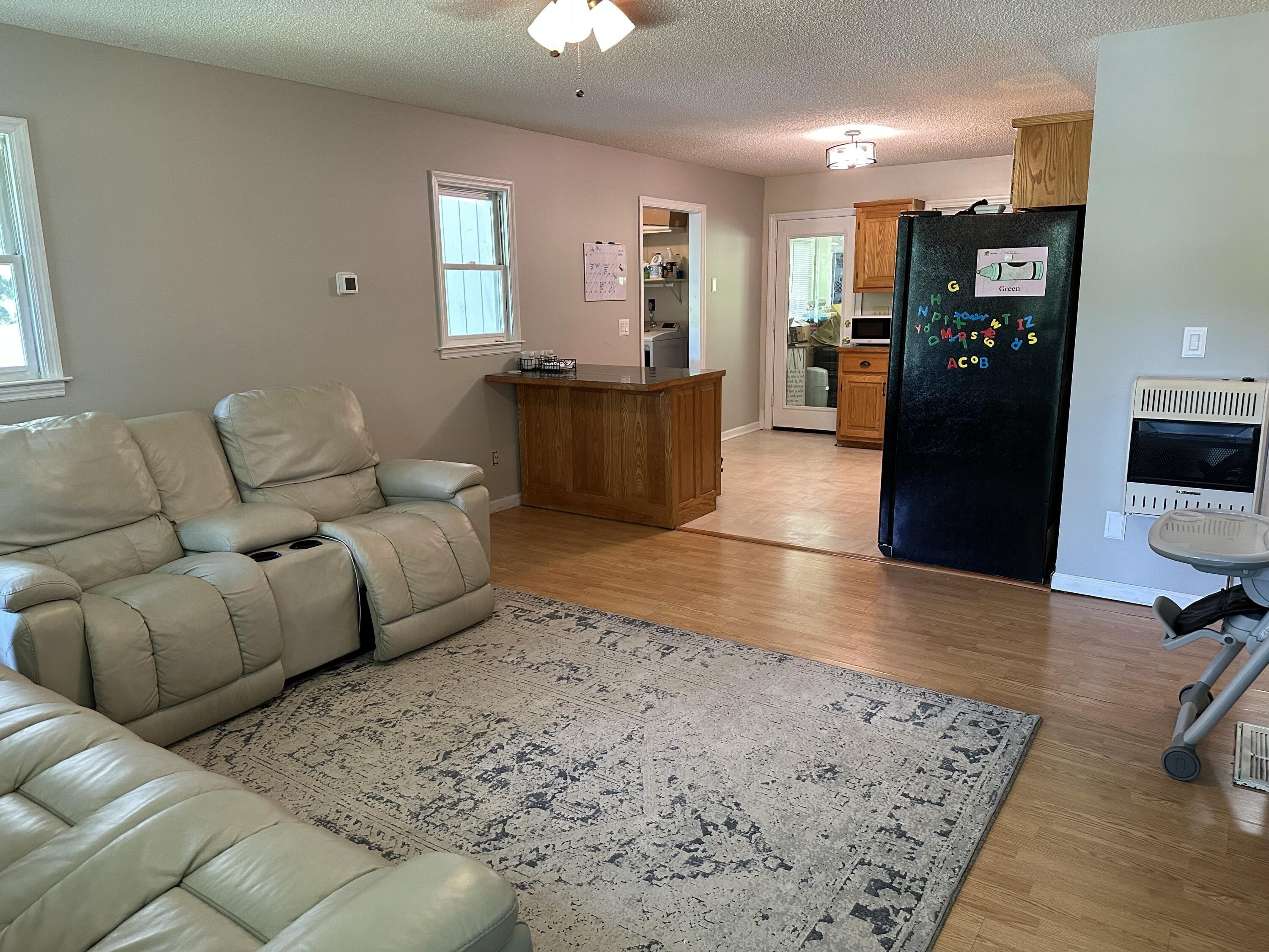 Pleasant Valley Rd, Mountain City, TN 37683