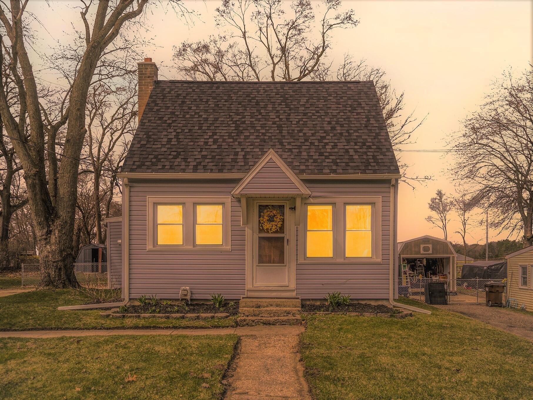 Berry St, Jackson, MI 49203