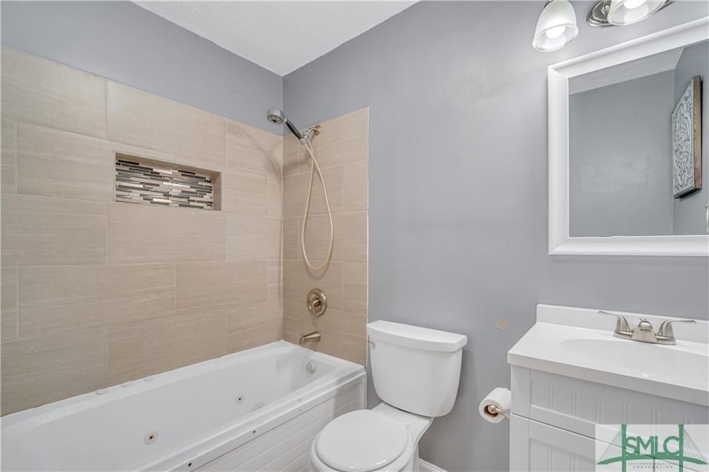 Live Oak Dr, Hinesville, GA 31313