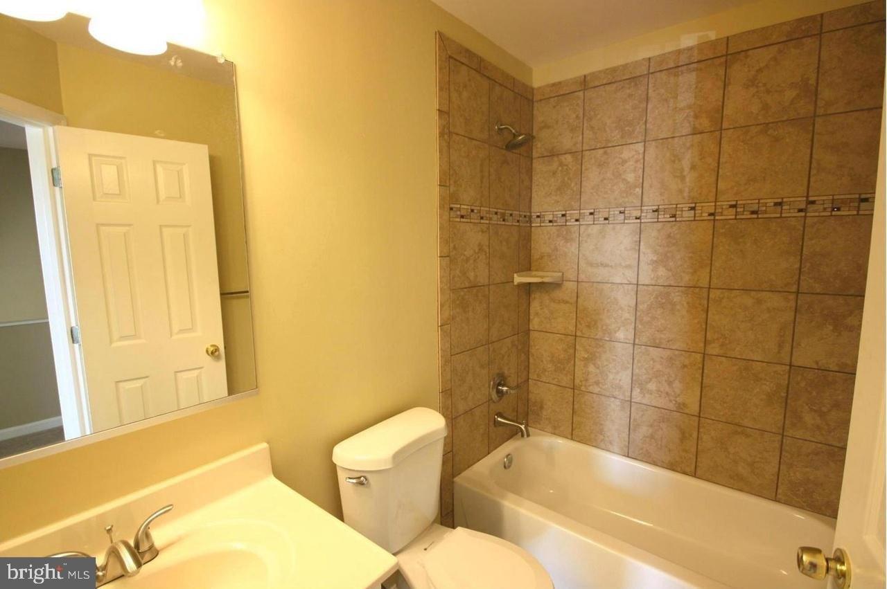 Casey Ct, Elkridge, MD 21075