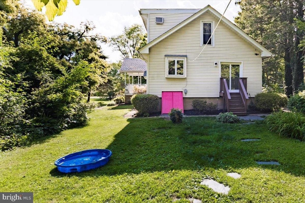 Plymouth Pl, Merchantville, NJ 08109