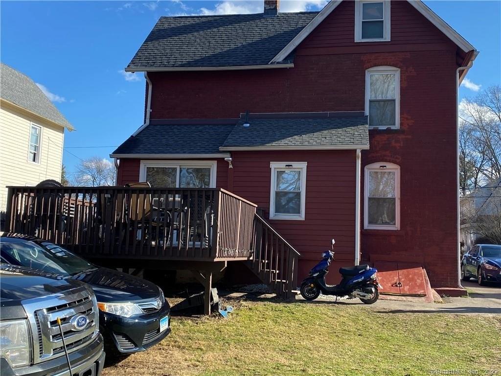 Wilson Ave, Windsor, CT 06095