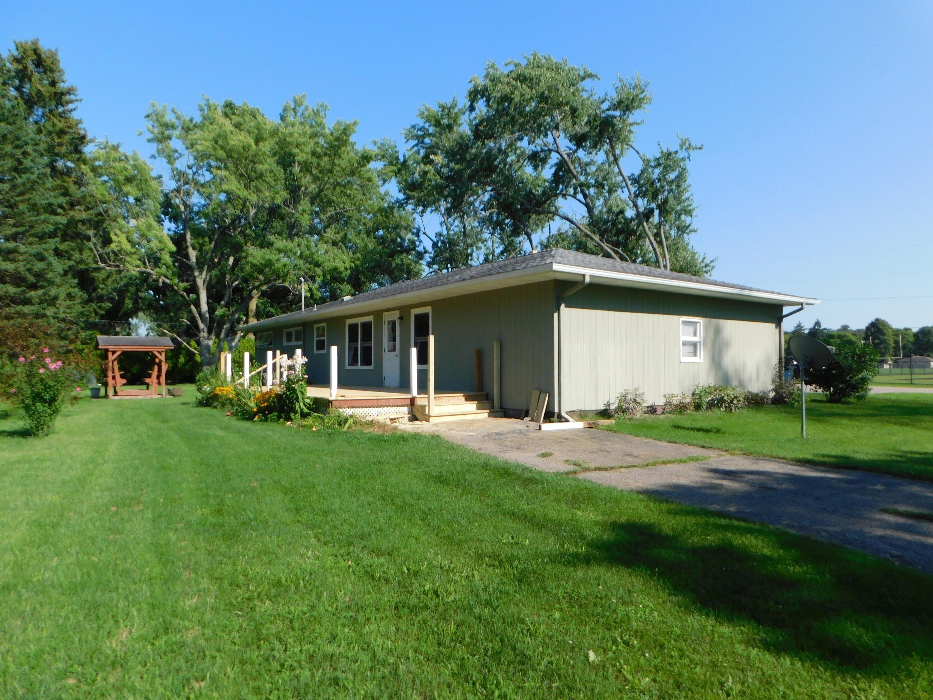 W Edgar Bergen Blvd, Decatur, MI 49045