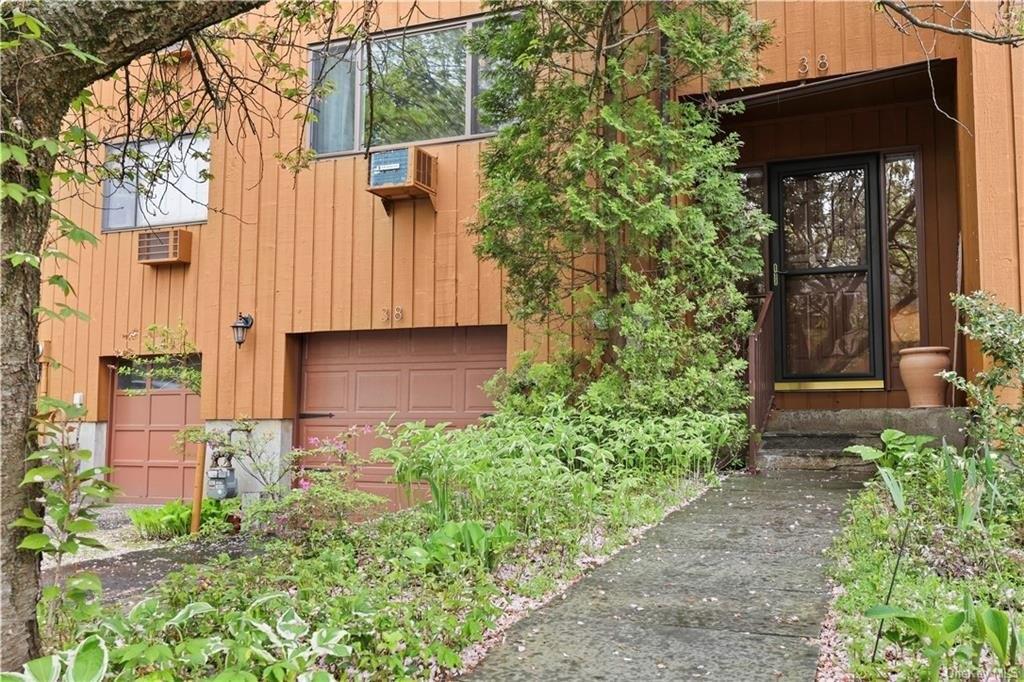 Amber Dr, Croton On Hudson, NY 10520