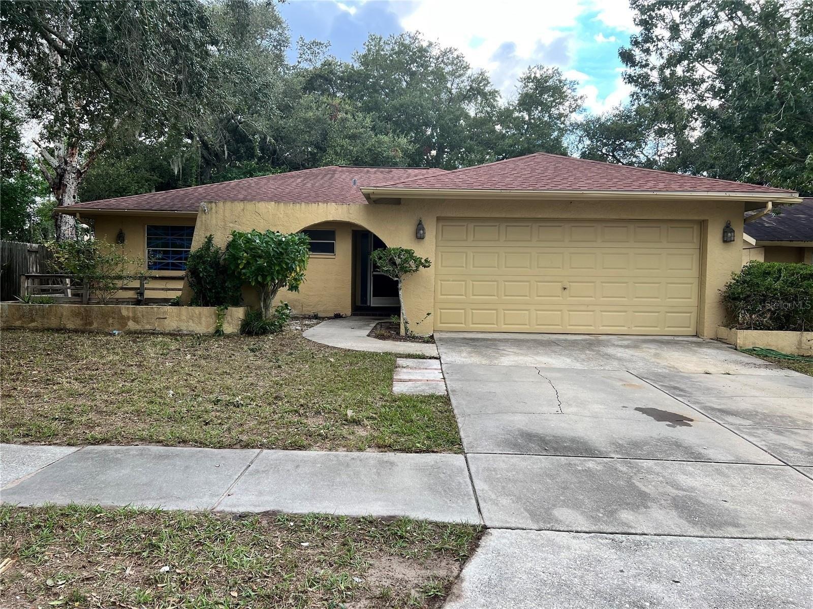 Carriage Dr, Palm Harbor, FL 34684