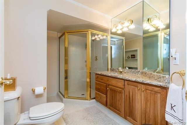 Picadilly Cir, Novi, MI 48375
