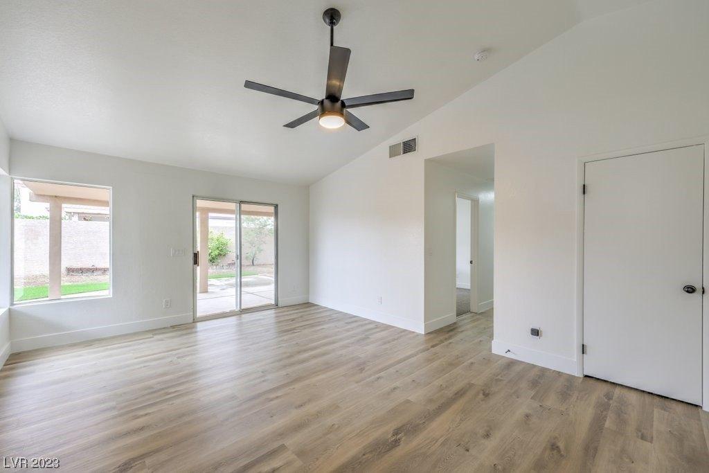 W La Madre Way, North Las Vegas, NV 89031