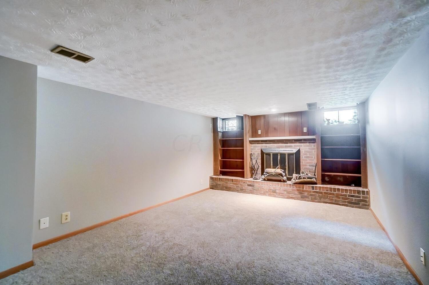Pine Bluff Rd, Columbus, OH 43229