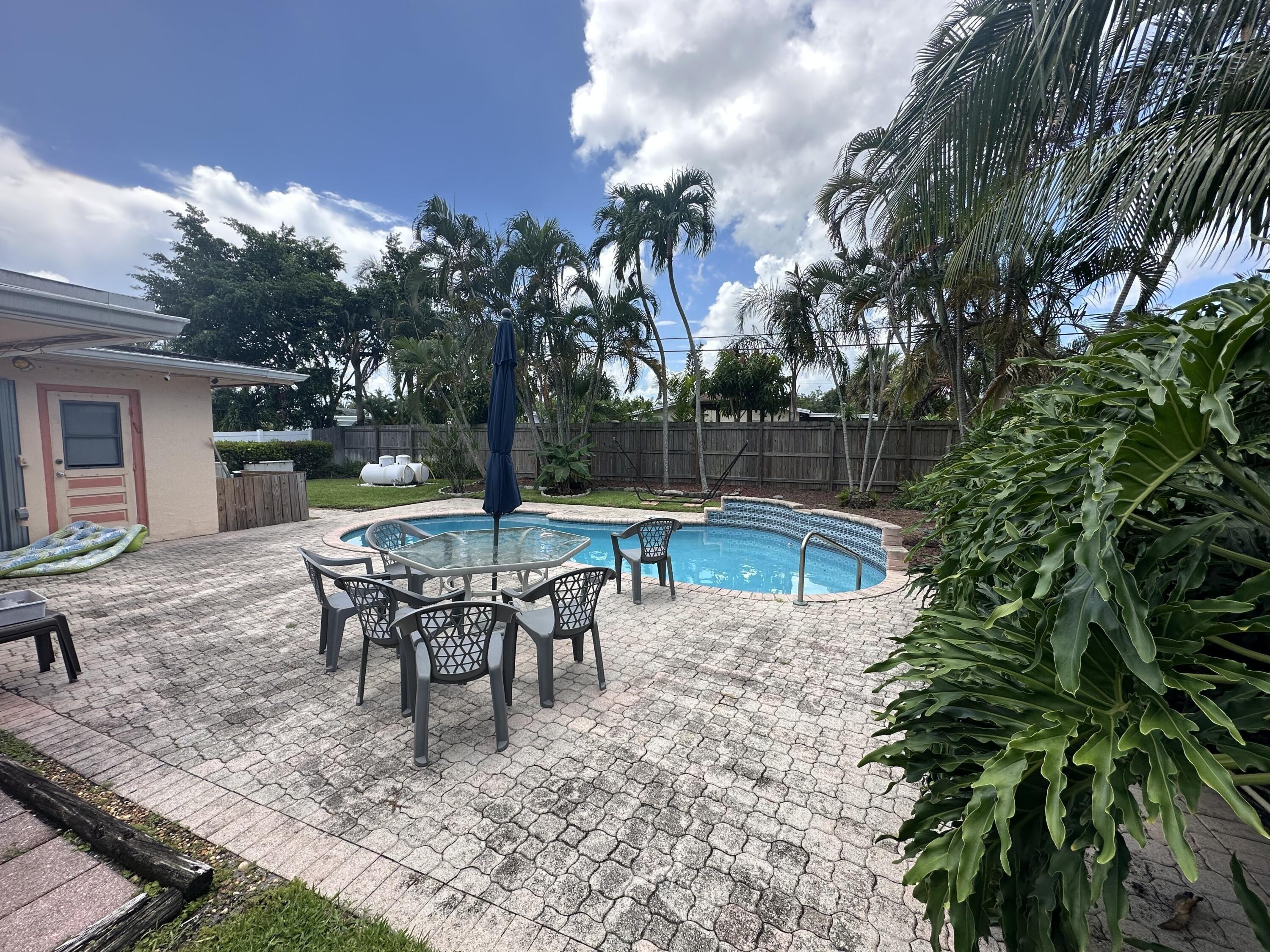 Sw 7th St, Boca Raton, FL 33486