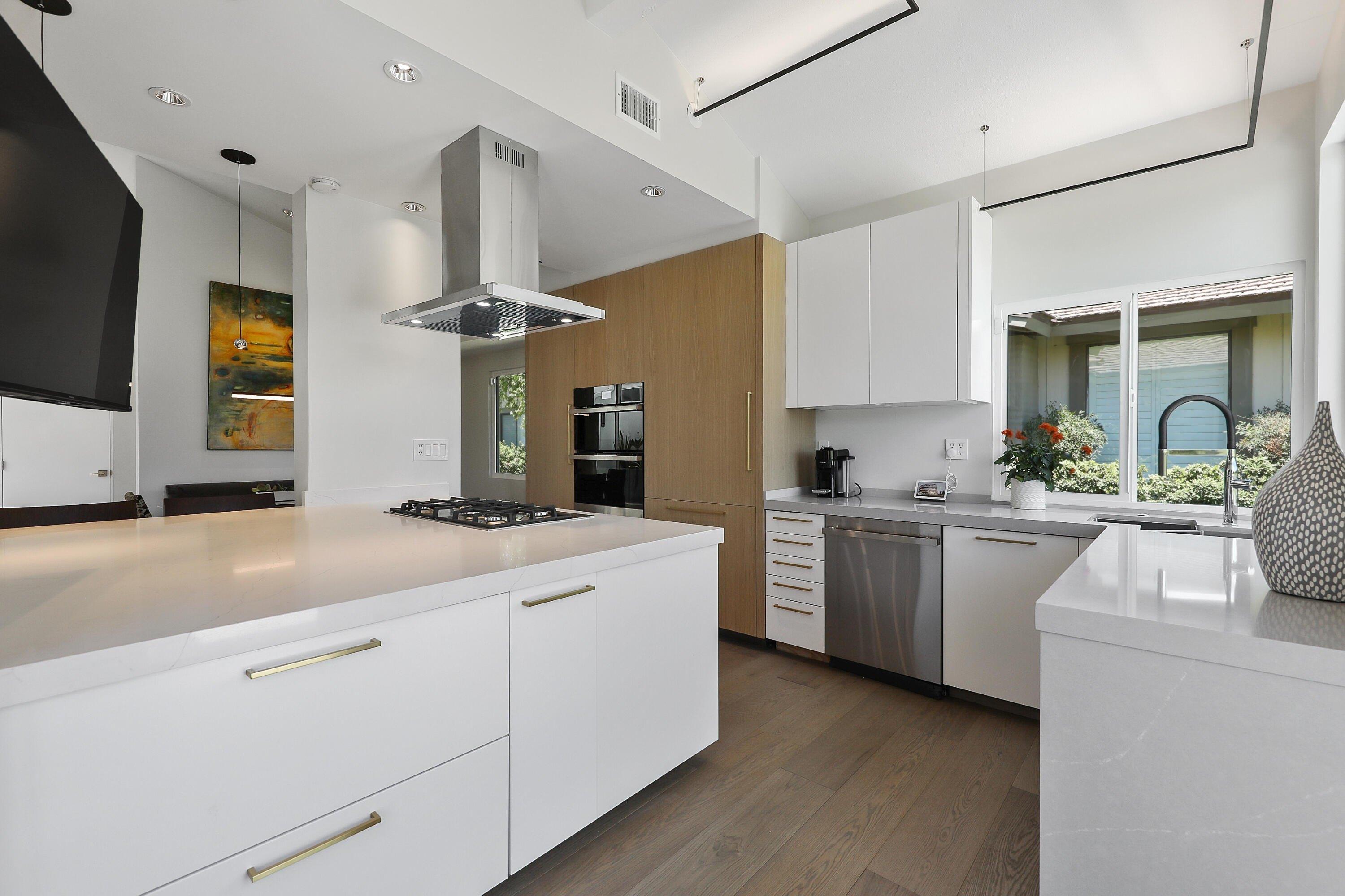 Deer Spring Way, Palm Desert, CA 92211