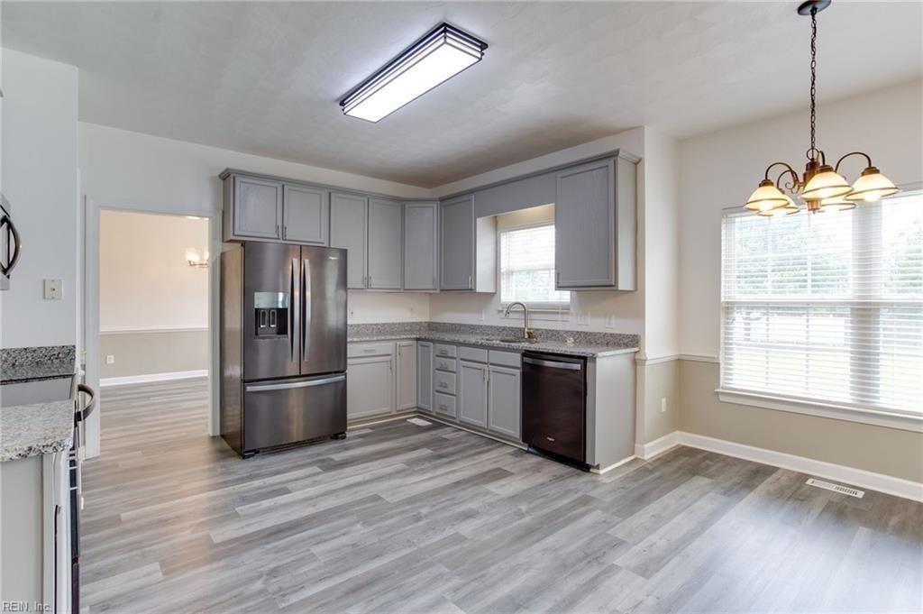 Dominion Lakes Blvd, Chesapeake, VA 23320