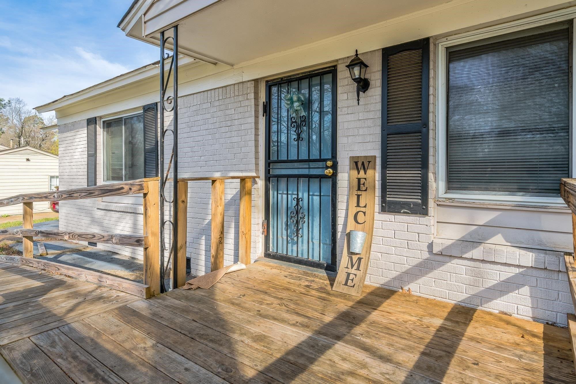 Tessland Rd, Memphis, TN 38128