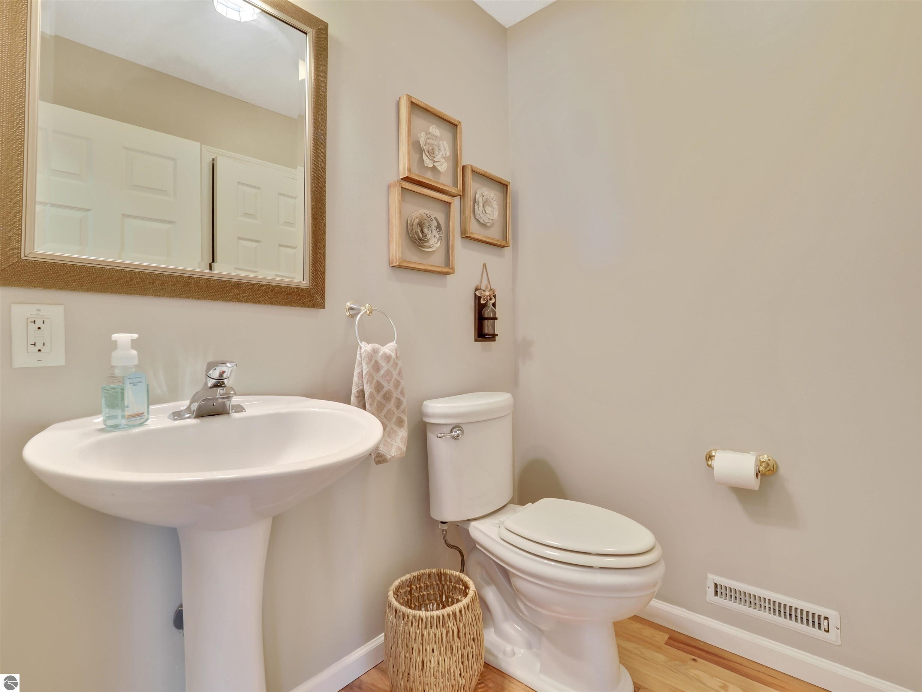 Peninsula Dr, Traverse City, MI 49686