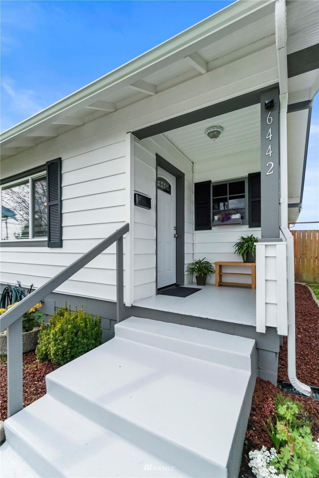 S Puget Sound Ave, Tacoma, WA 98409
