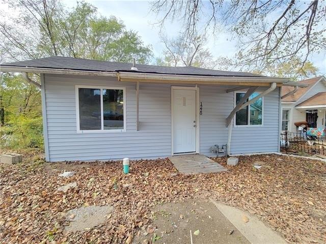Topping Ave, Kansas City, MO 64126