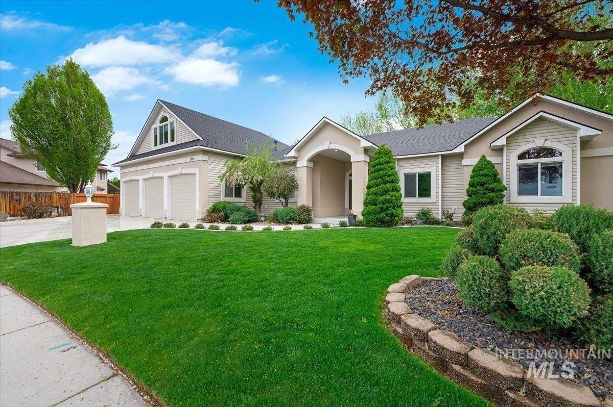 E Summercove Dr, Meridian, ID 83646