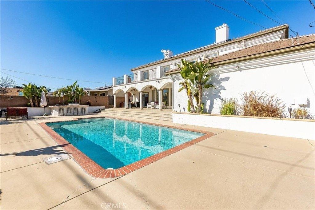 E 19th St, Upland, CA 91784