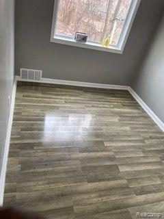 Lindsay St, Detroit, MI 48235