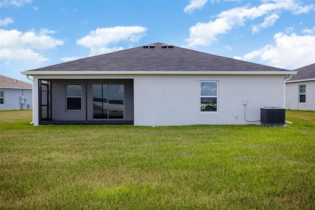 Begonia St, Mascotte, FL 34753
