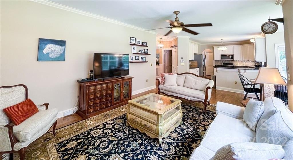 Dipali Ct, Charlotte, NC 28214