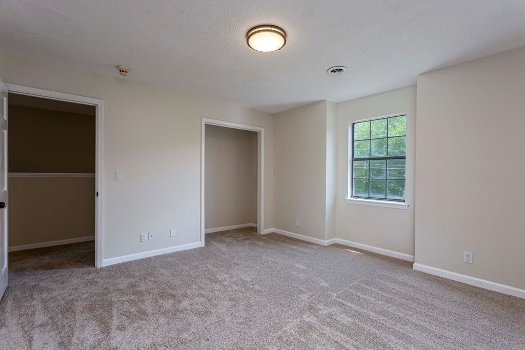 Port Royal Dr, Soddy Daisy, TN 37379