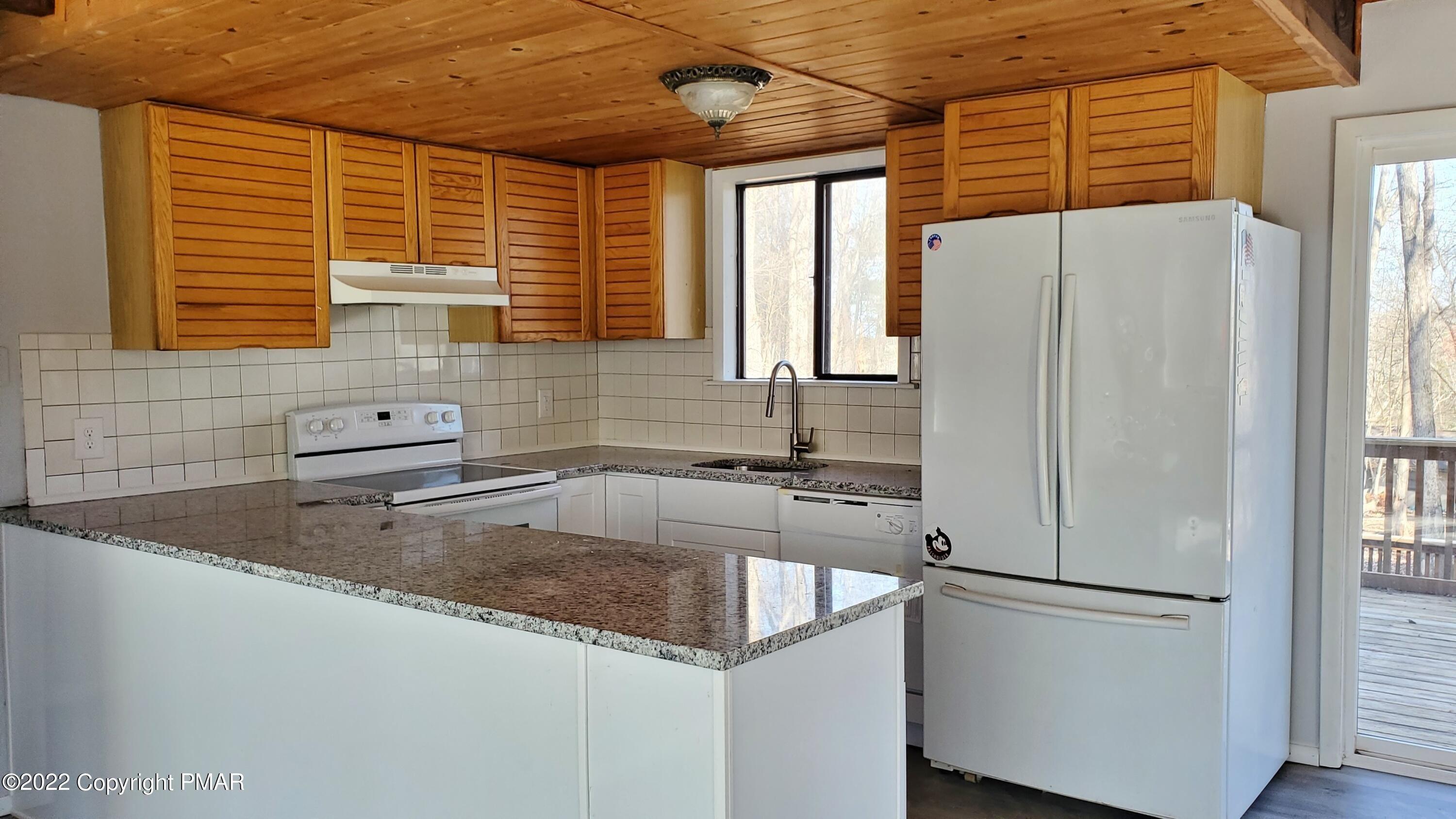 Willowicke Ter, East Stroudsburg, PA 18301