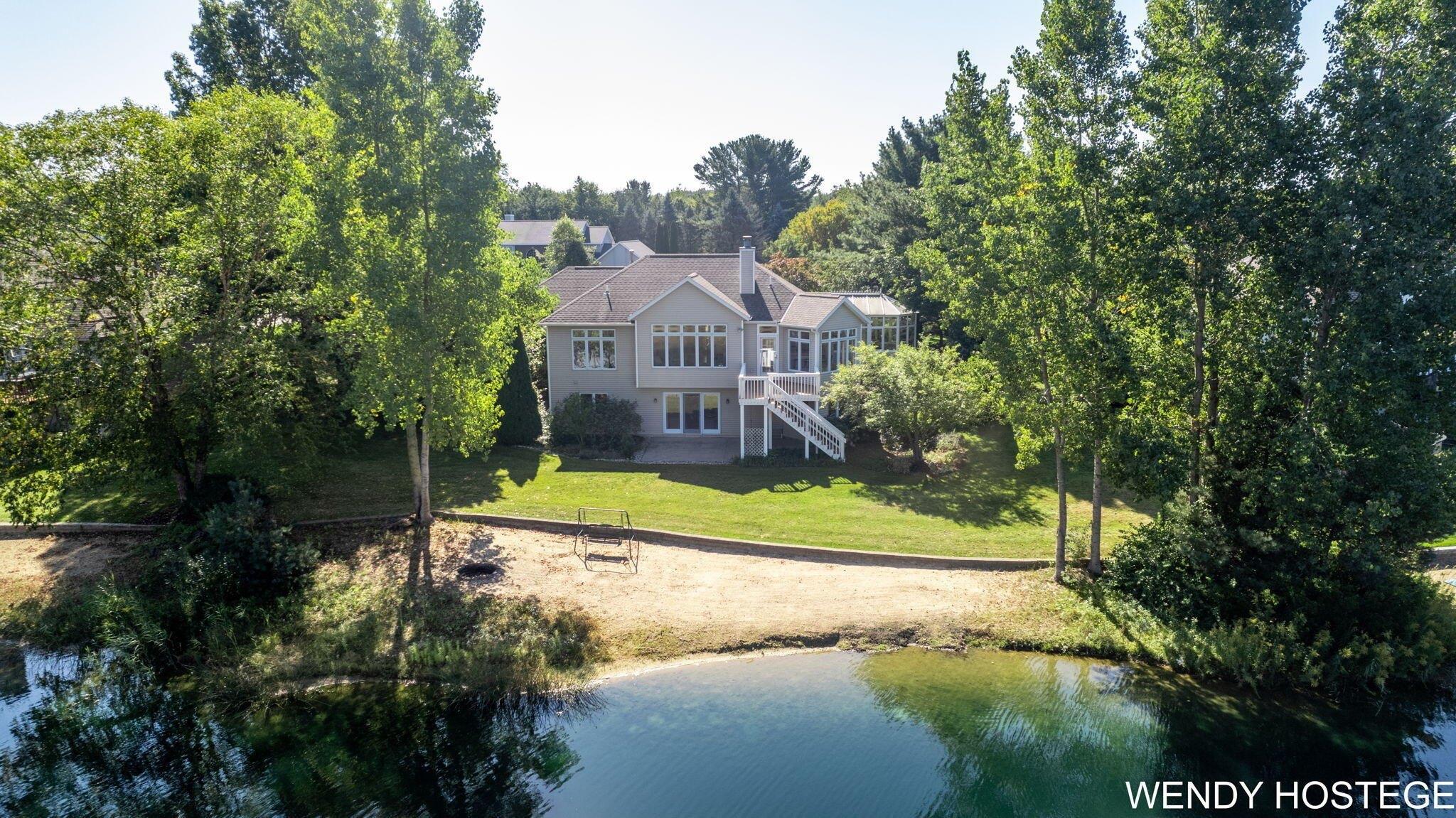 Goldeneye Dr, Holland, MI 49424