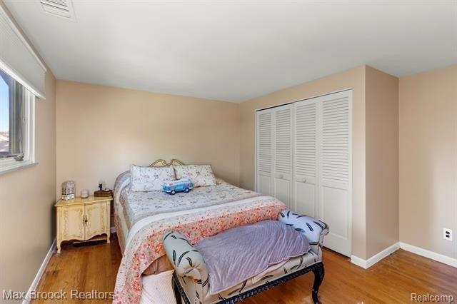 Shore Hill Dr, Bloomfield Hills, MI 48302