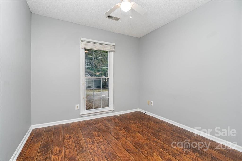 Dalston Ln, Charlotte, NC 28210