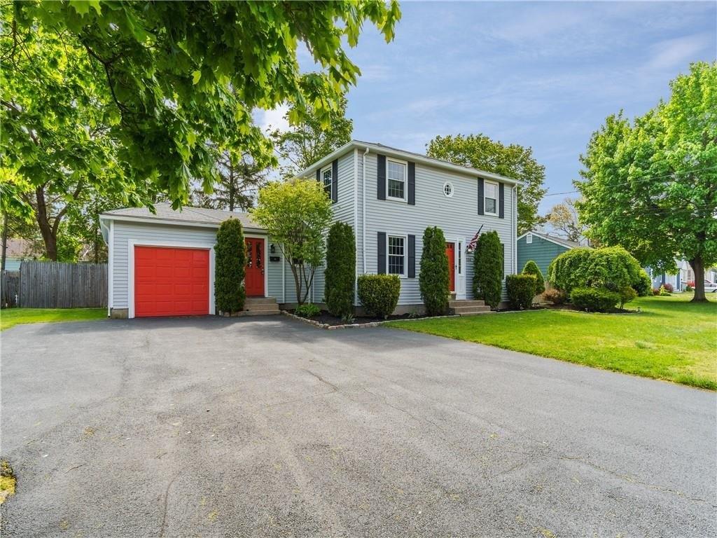 Fairfax Dr, Warwick, RI 02888
