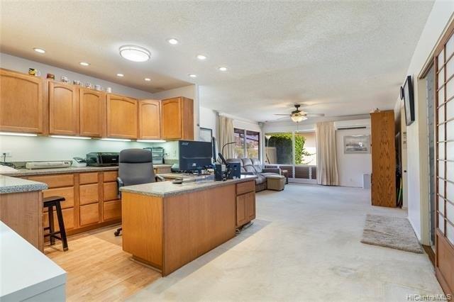 Lauloa St, Kailua, HI 96734