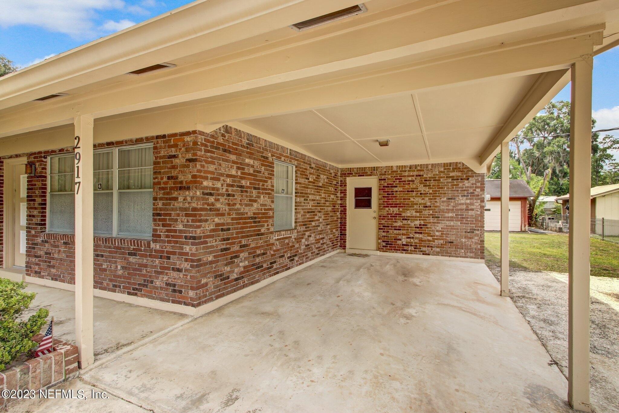 Silver Lake Dr, Palatka, FL 32177