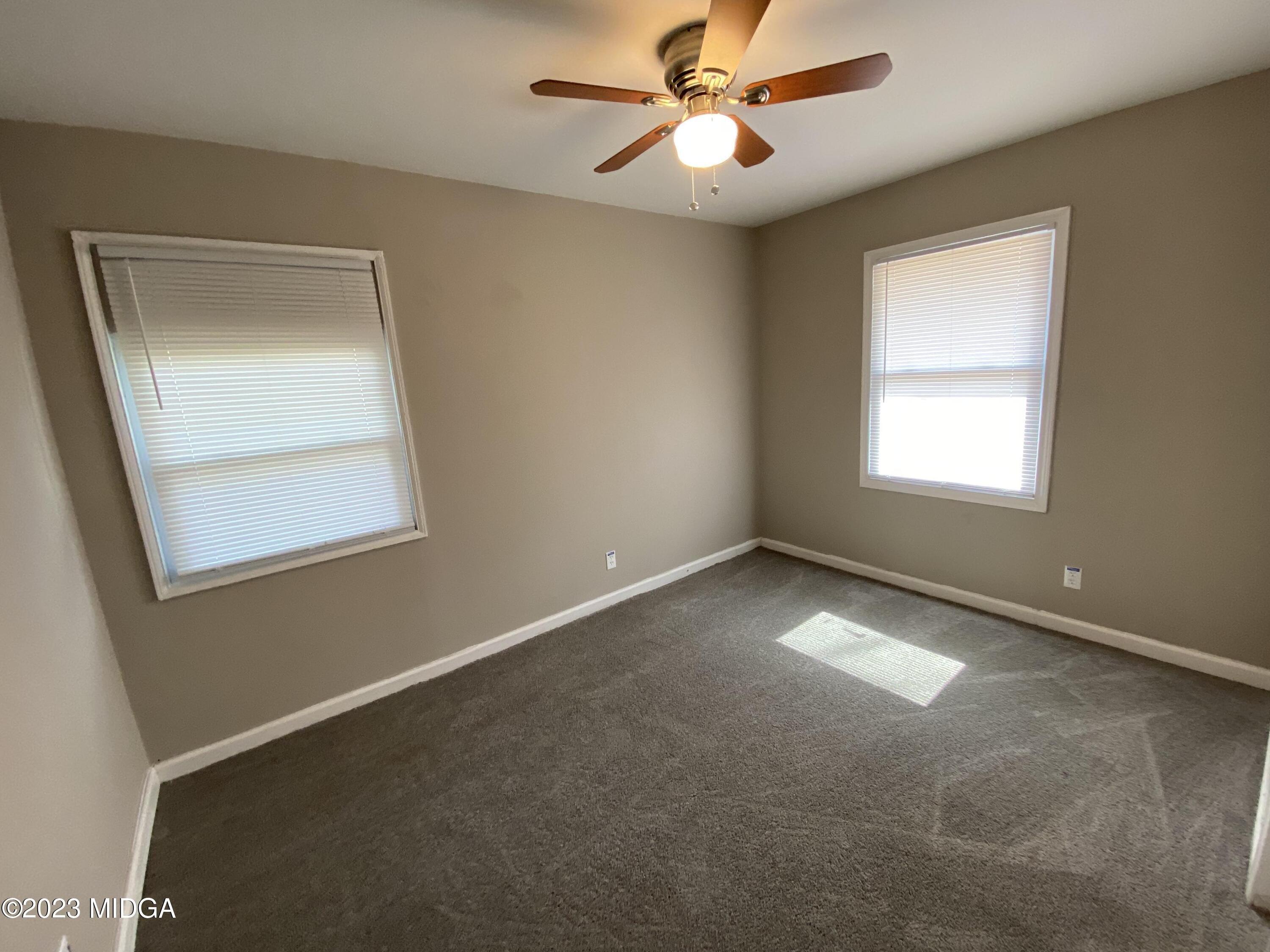 Adger Rd, Macon, GA 31206