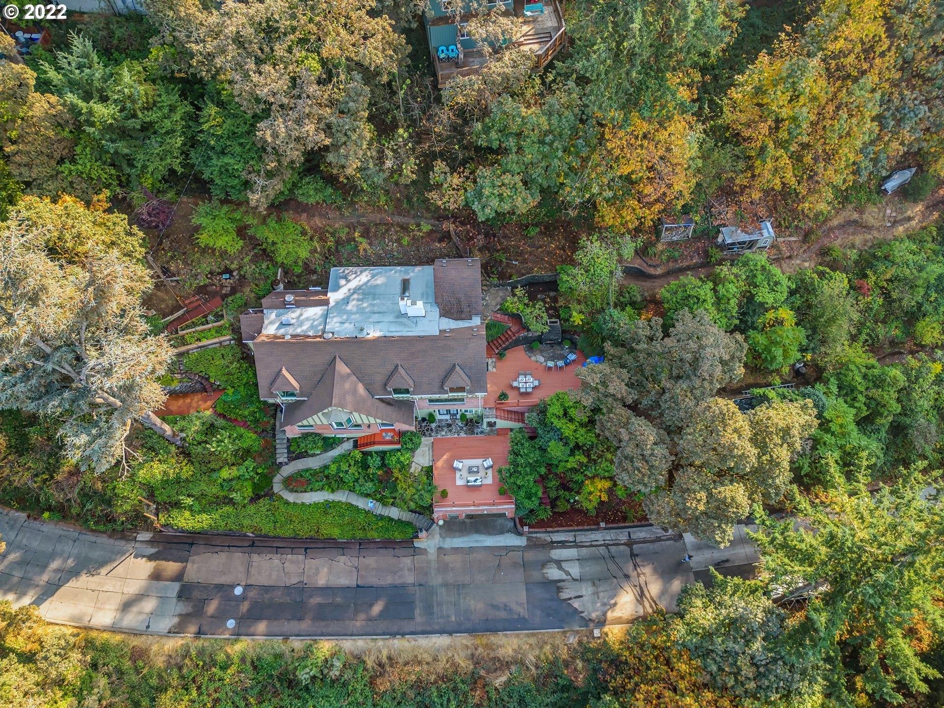 Birch Ln, Eugene, OR 97403