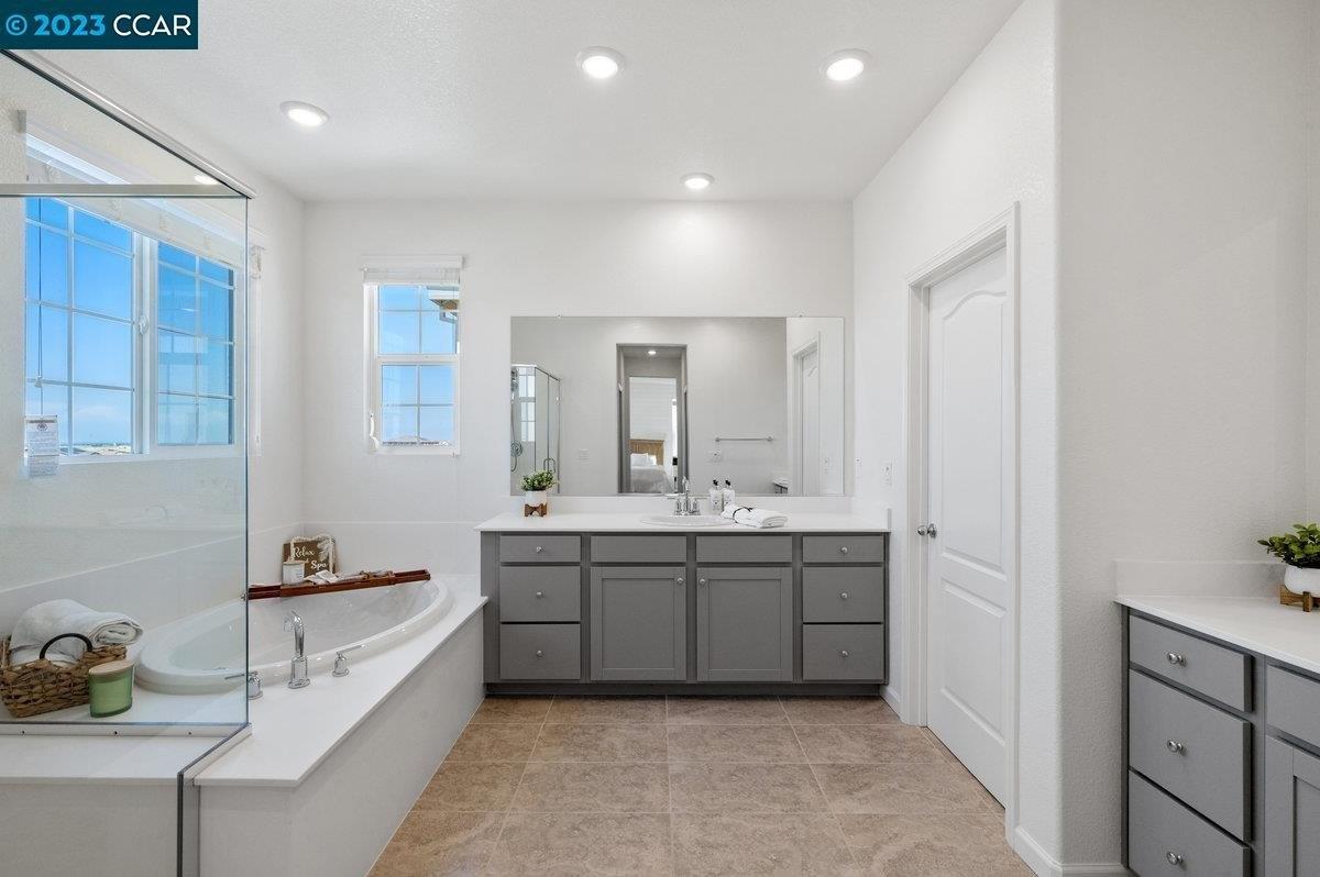 Dan Havicus Dr, Tracy, CA 95377