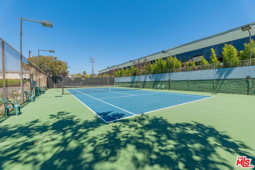 Village Pkwy, Santa Monica, CA 90405