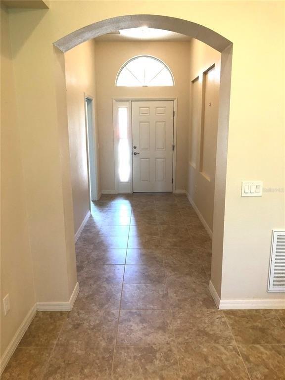 Lake Miona Way, Oxford, FL 34484