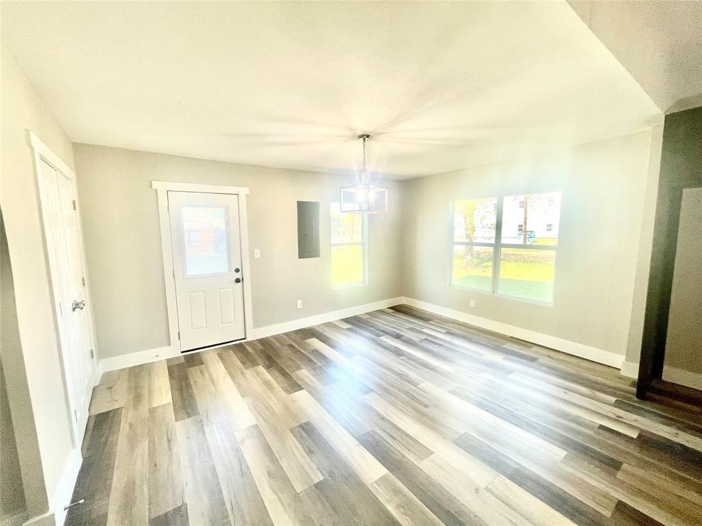 S 2nd St, Wortham, TX 76693