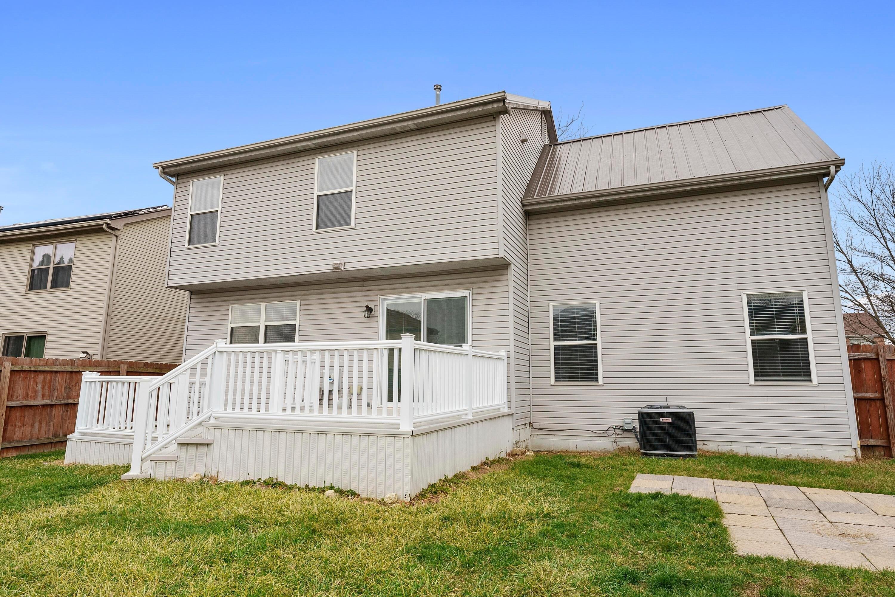 Fox Chaple Dr, Columbus, OH 43232