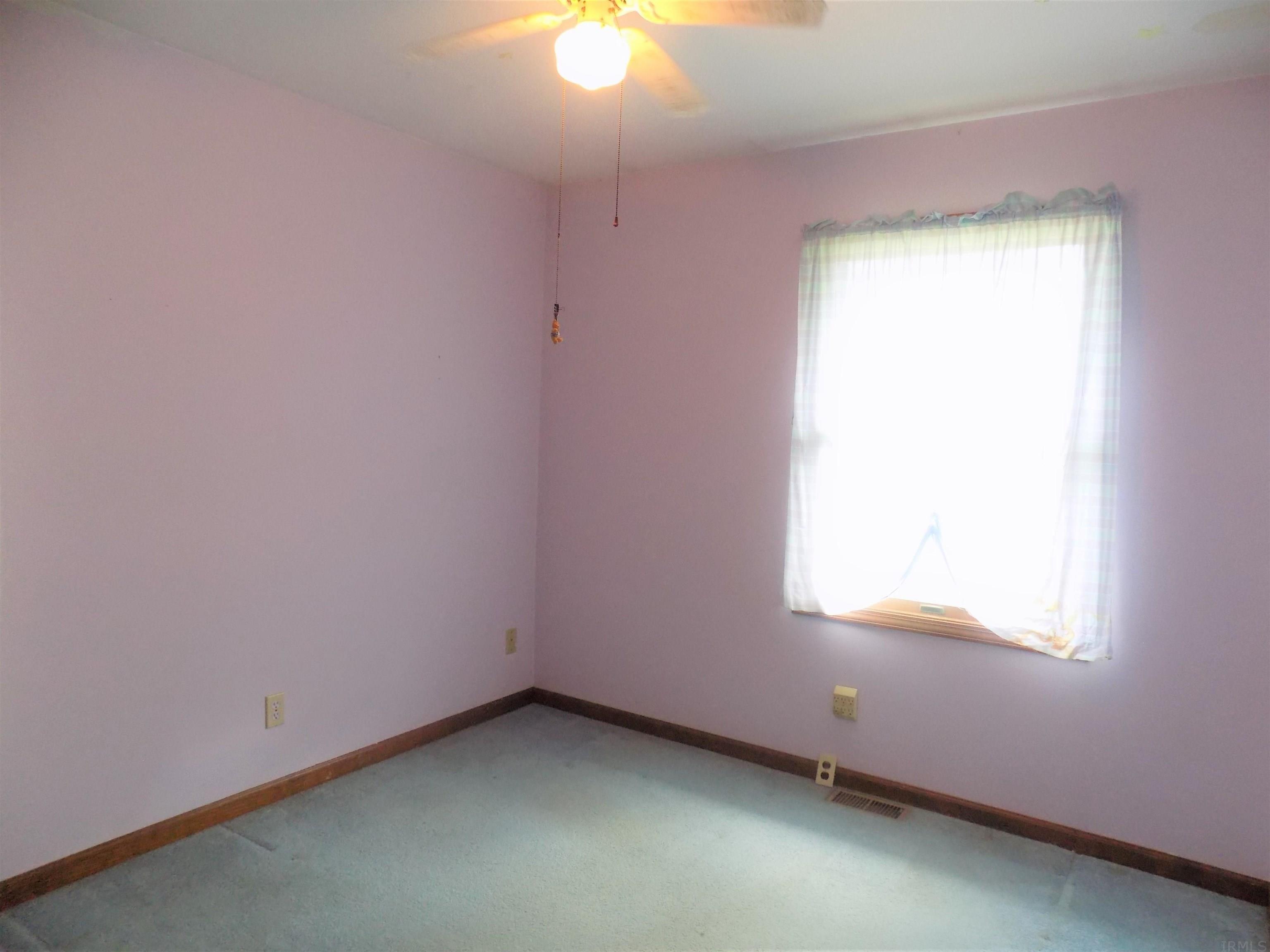 N Clark St, Nappanee, IN 46550