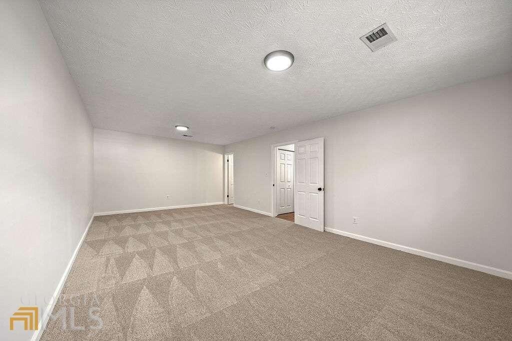 Freedom Ct, Douglasville, GA 30135