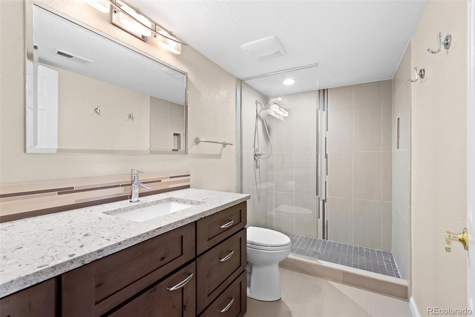 S Indiana St, Lakewood, CO 80228