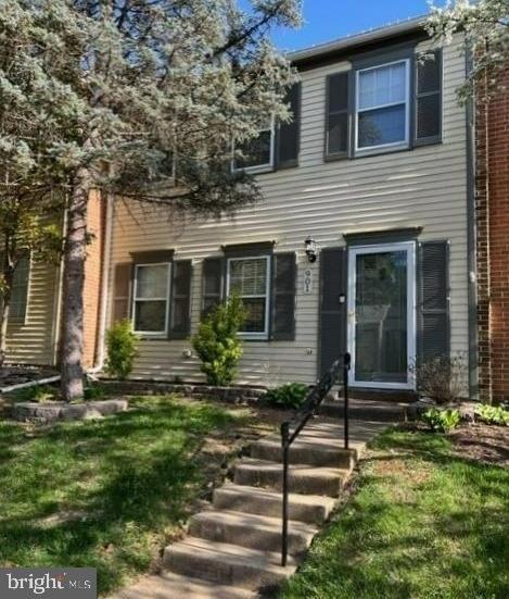Holborn Ct, Sterling, VA 20164