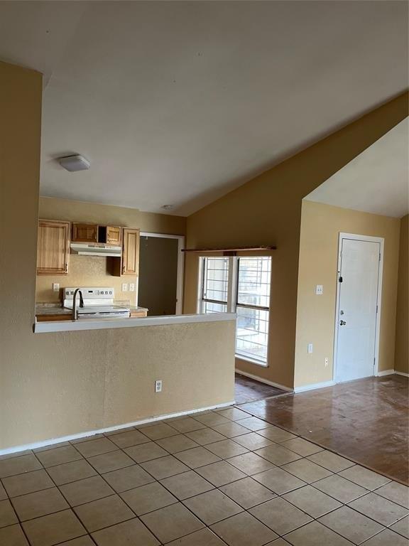 Gonzales Dr, Dallas, TX 75227