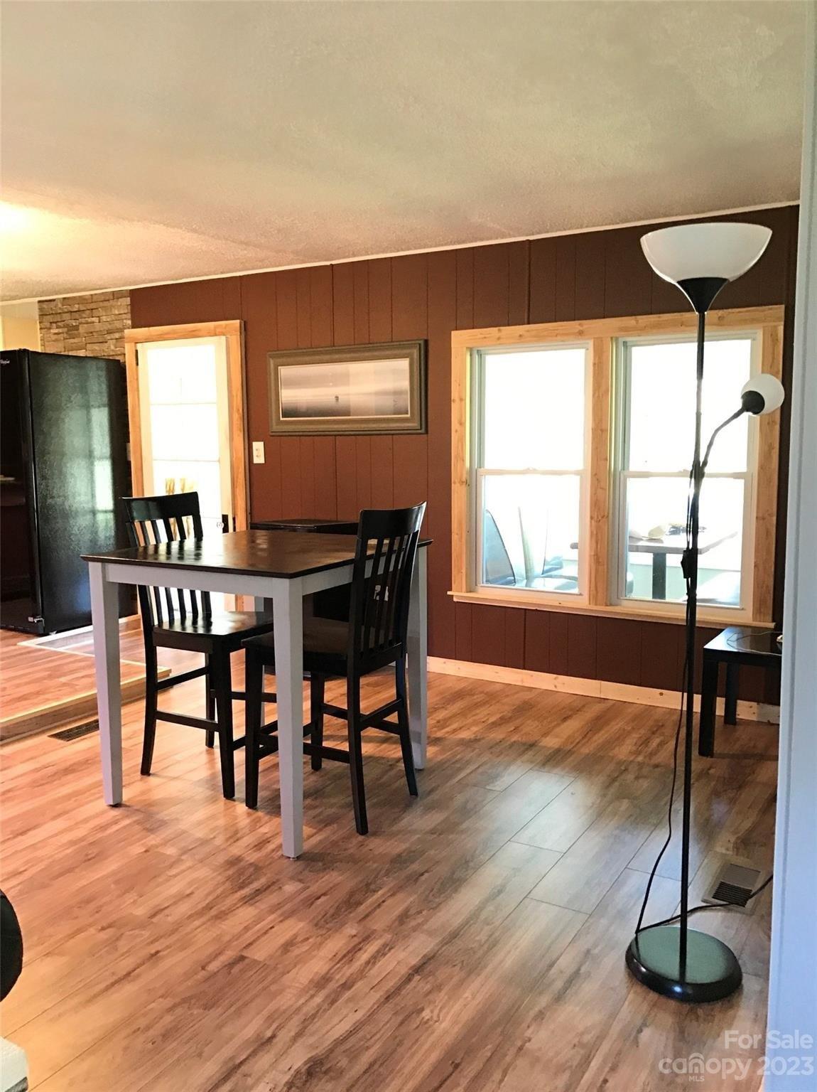 Pisgah Hwy, Candler, NC 28715